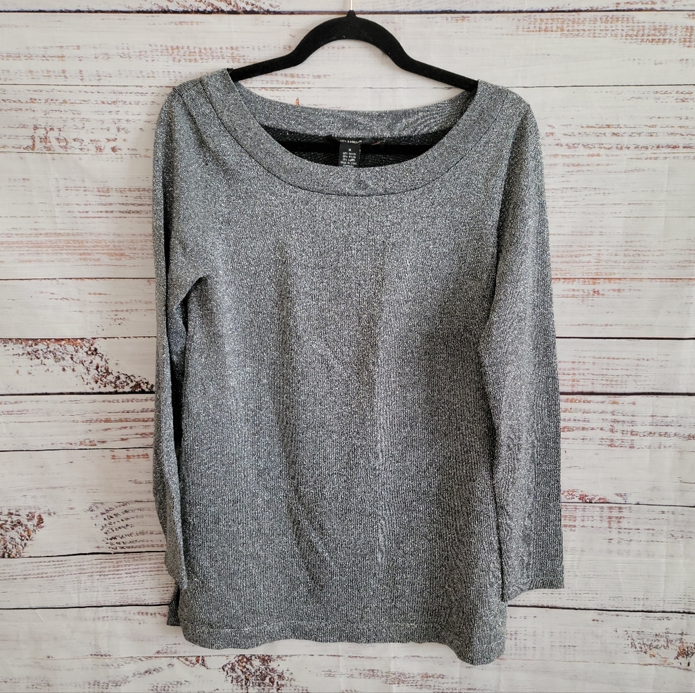89th & Madison M Metallic Sliver Longsleve Top NWTS